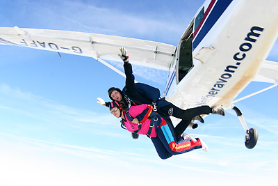 Vikki Overend jumps out of the plane to raise money for the Parkinson's Disease Charity.